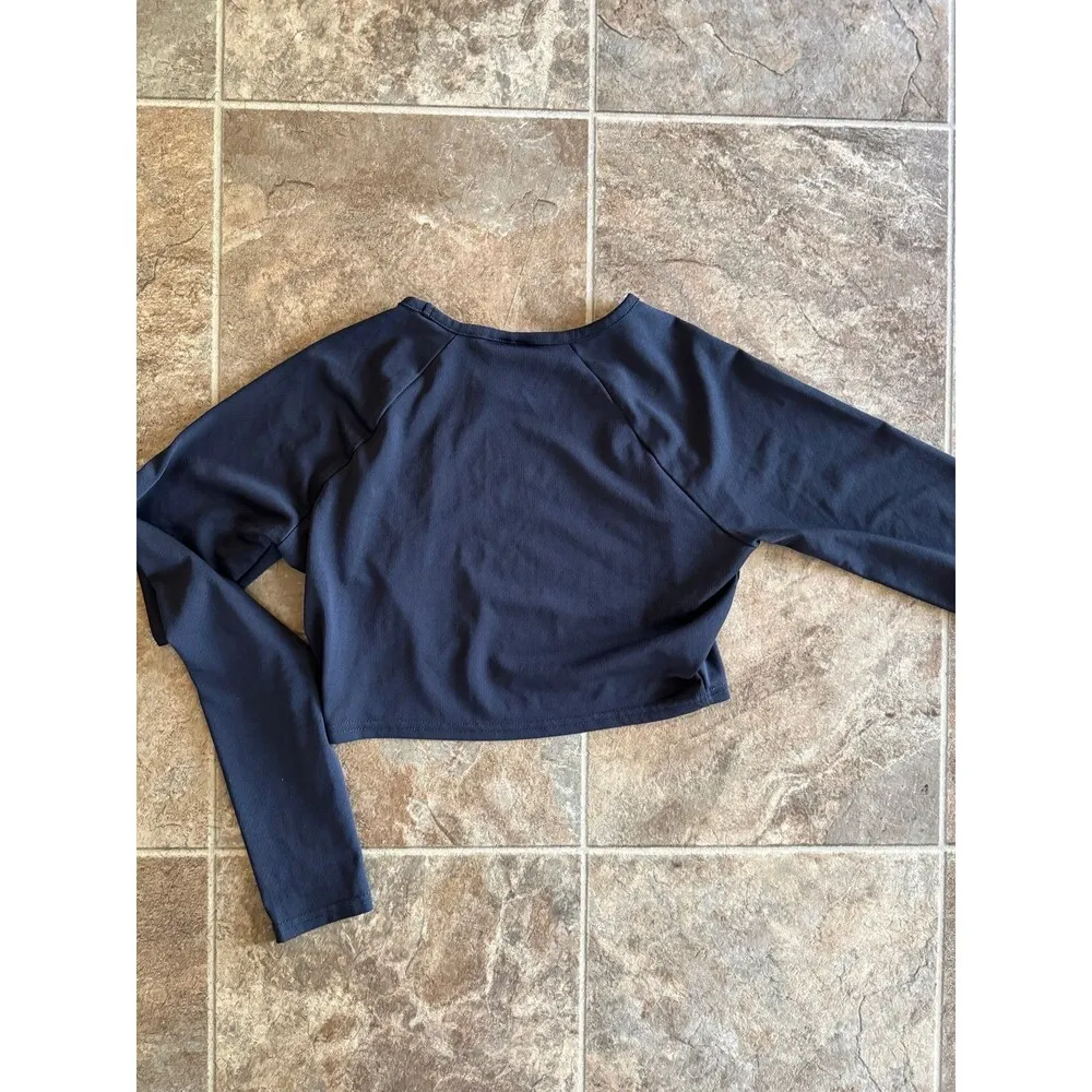 Gymshark Long Sleeve Crop Top Size Small - Image 5