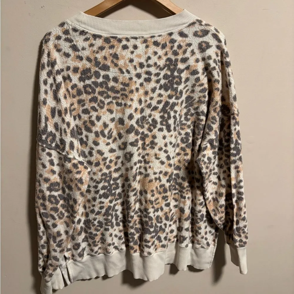 Aerie  Oversized Summer Fleece Sweatshirt Leopard- Size Large - Image 4