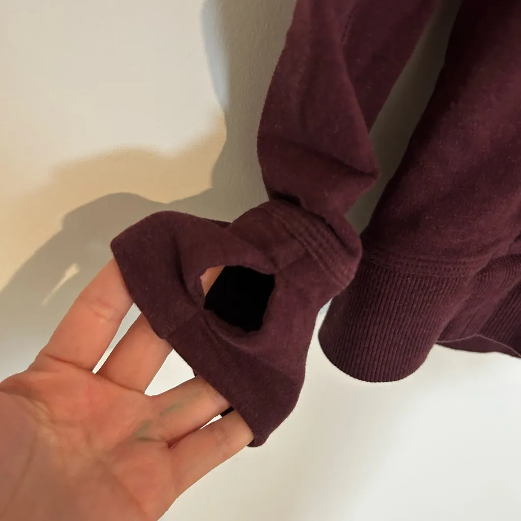Lululemon Maroon Funnel Neck Sweater Sweatshirt Size 2 - Image 6