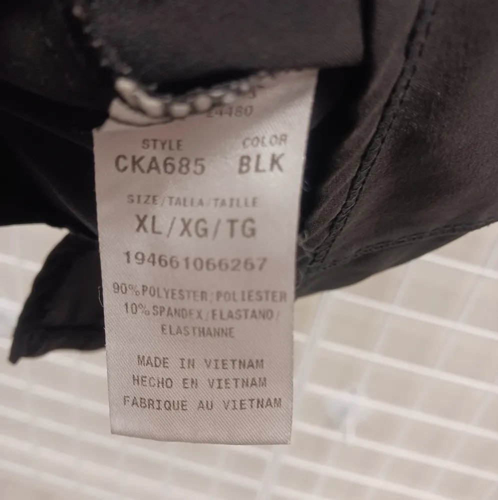 MATERNITY Cherokee scrubs top - Image 5