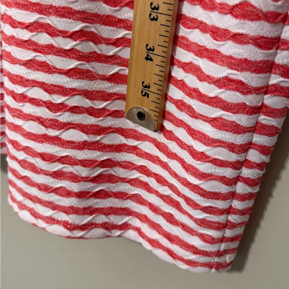 Bleecker 126 size 12 coral textured v - Image 2