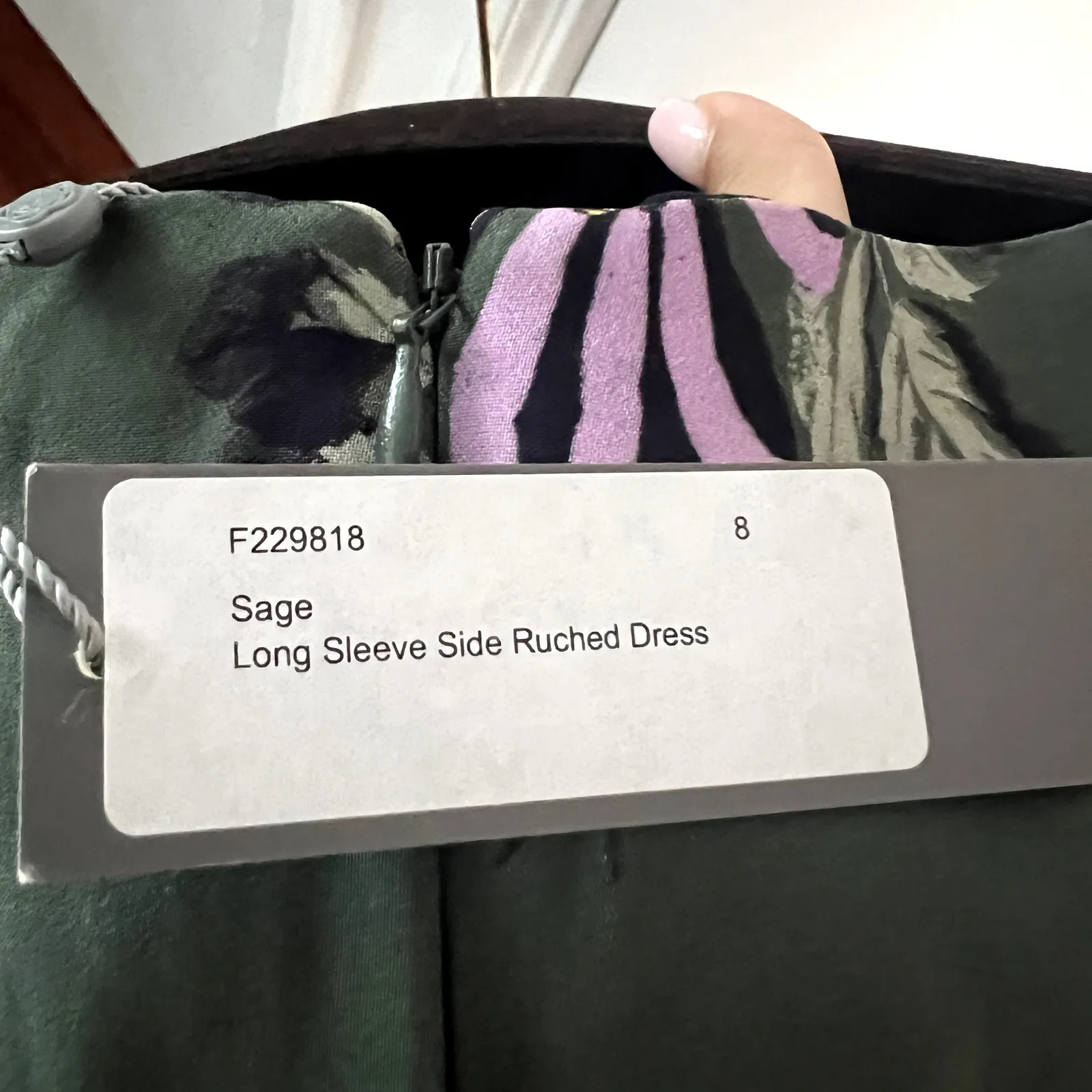 Lela Rose Ruched Bateau Neck Long Sleeve Dress in Sage size 8 Green - Image 7