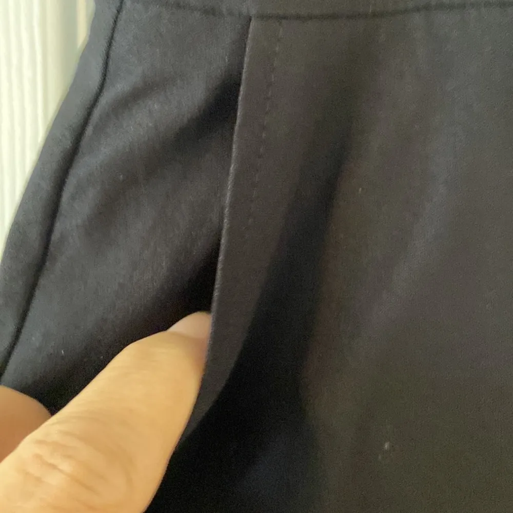 RADAELLA Skorts size M length 18” waist 32” brand new black color - Image 3