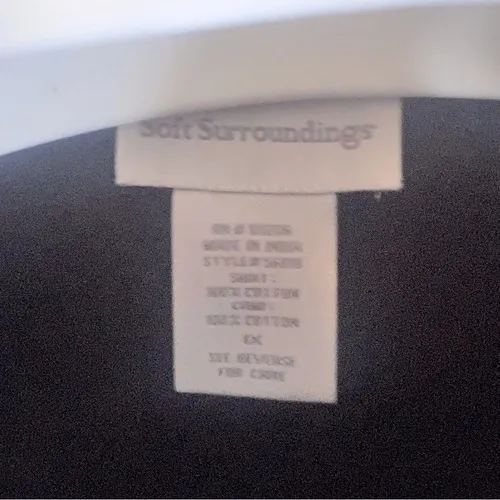 Soft Surroundings 1X Button Up Shirt Ruffled Bottom Roll Tab Black Size‎ 1X - Image 3