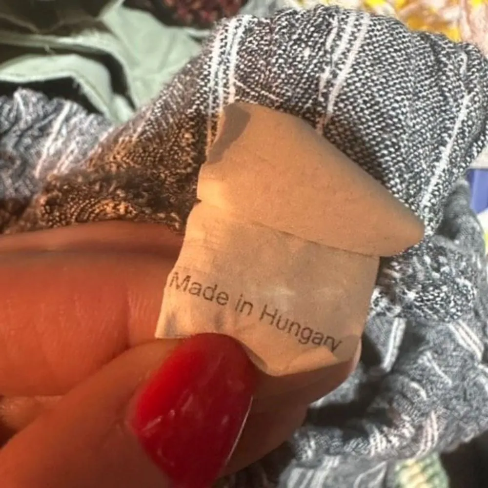 Women’s Flax LagenLook Barrel crop Pants‎ Small Oversized Pull On Elastic Waist Black - Image 3