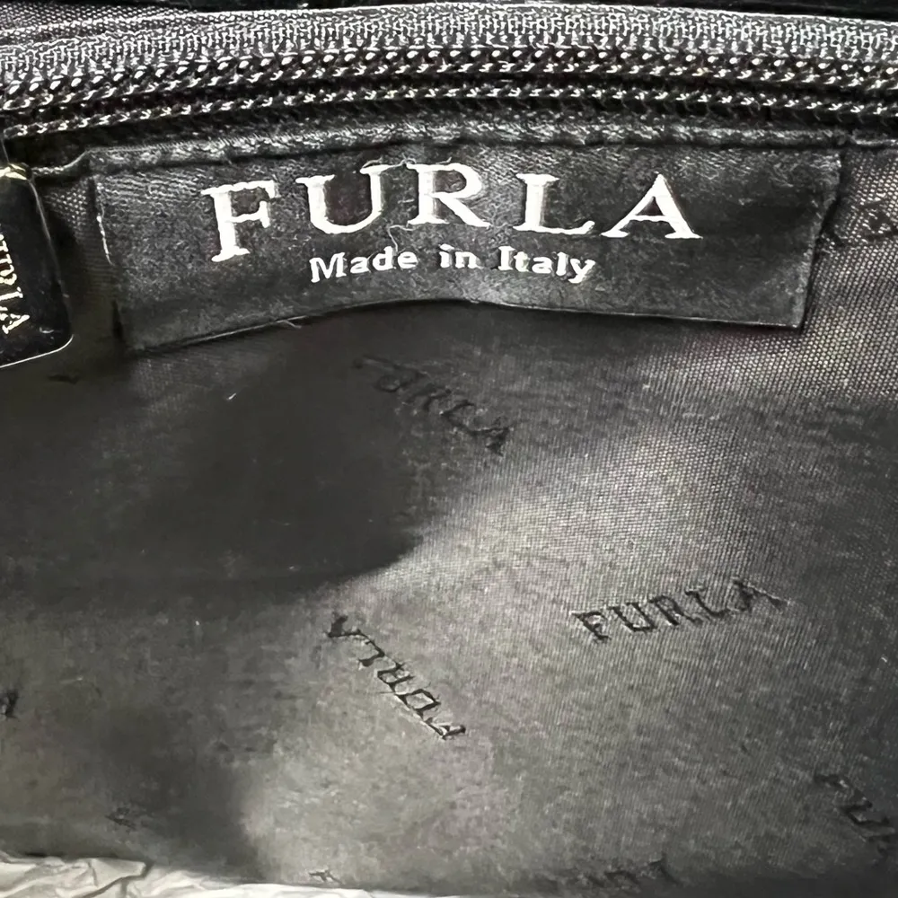 Designer Black Leather Bag - Image 10