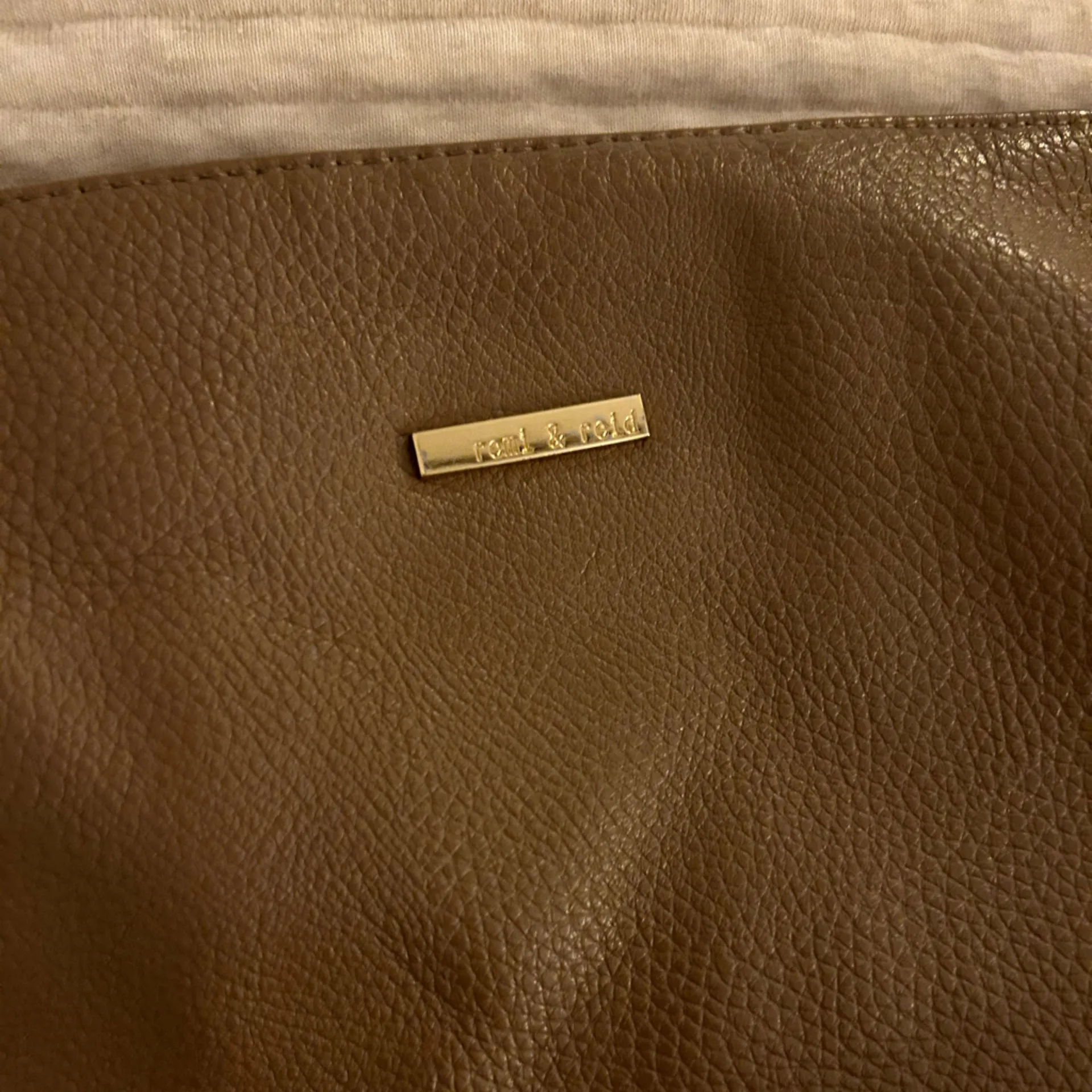 Remi Reid Departure Tote Security Pouch Insert‎ Brown - Image 2