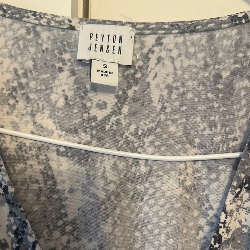 NWT Evereve Peyton Jensen Snakeskin Jumpsuit SMALL - Image 5