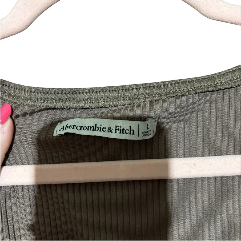 Abercrombie‎ & Fitch Brown Gray Long Sleeve Body Suit Button Snap Size Large - Image 6