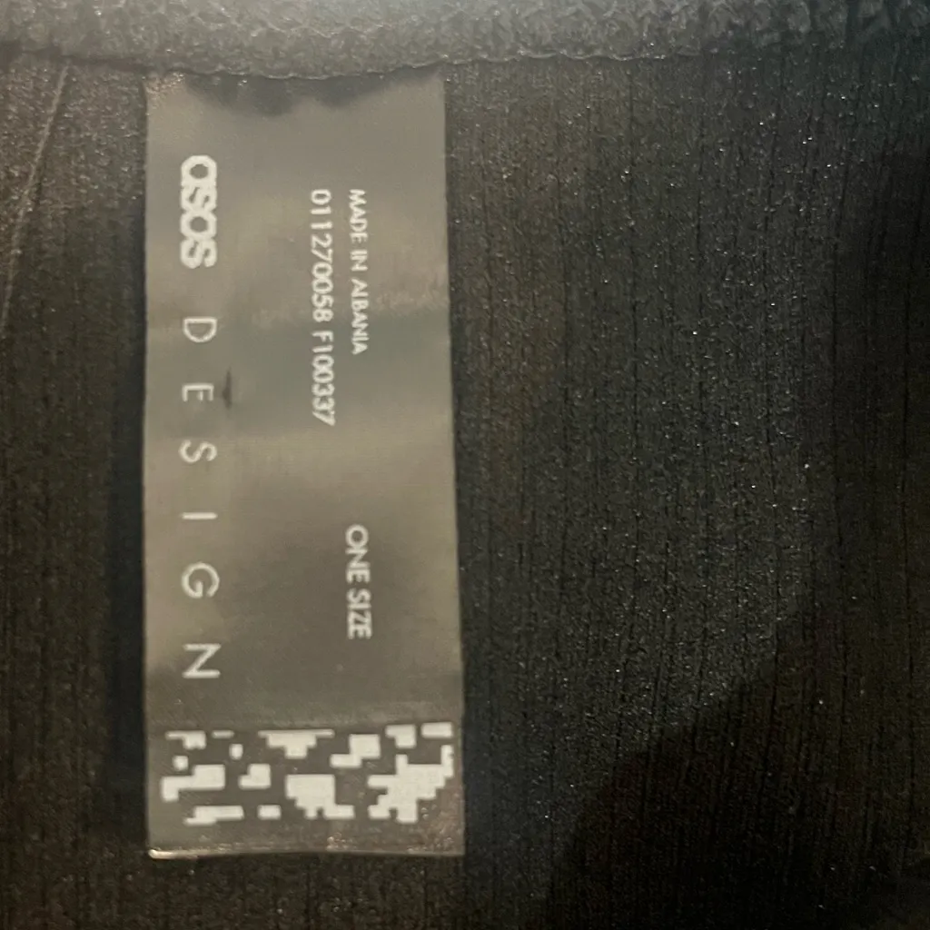 NWOT Victoria's Secret pink brand bikini top, asos bottoms. - Image 4