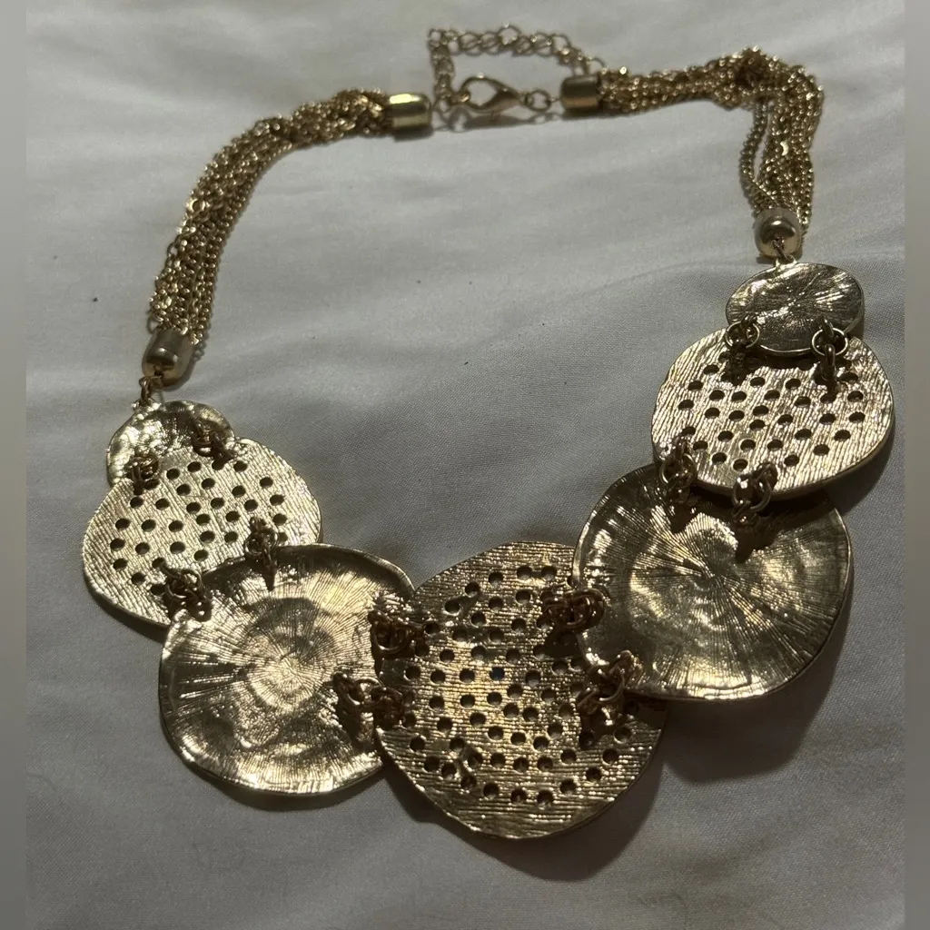 Chunky Gold and Silver Statement Necklace - Image 4