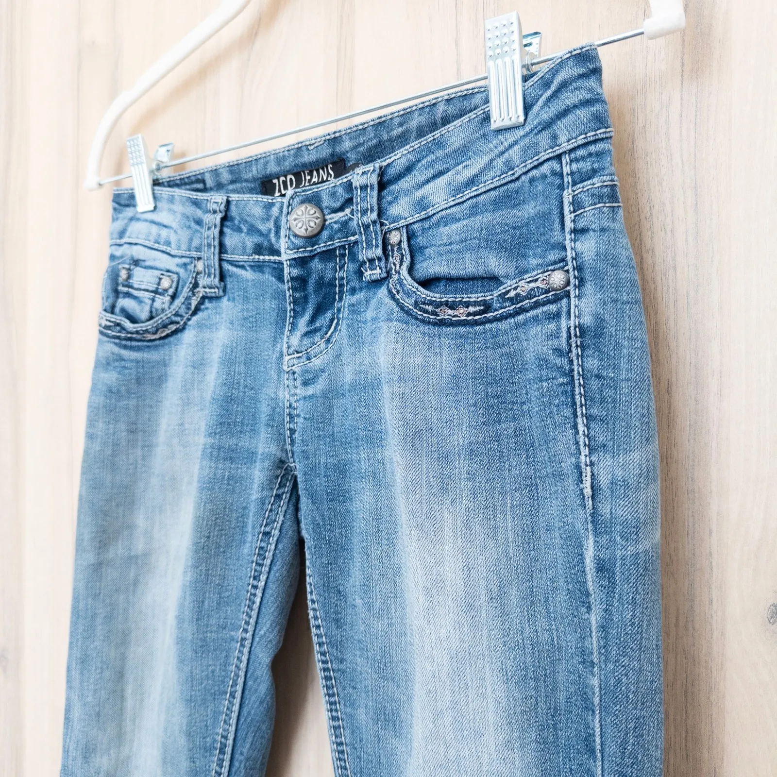 Y2K ZCO Womens Low Rise Jeans Size 0 Blue Distressed Skinny Beaded Pocket 2000s - Image 4