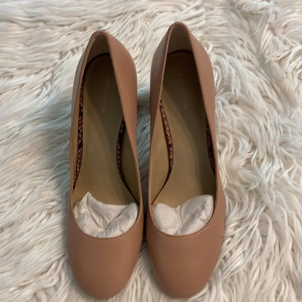 Ann Taylor Heels size 10 BNWOT see all photos of the shoes heel 4” stable - Image 5