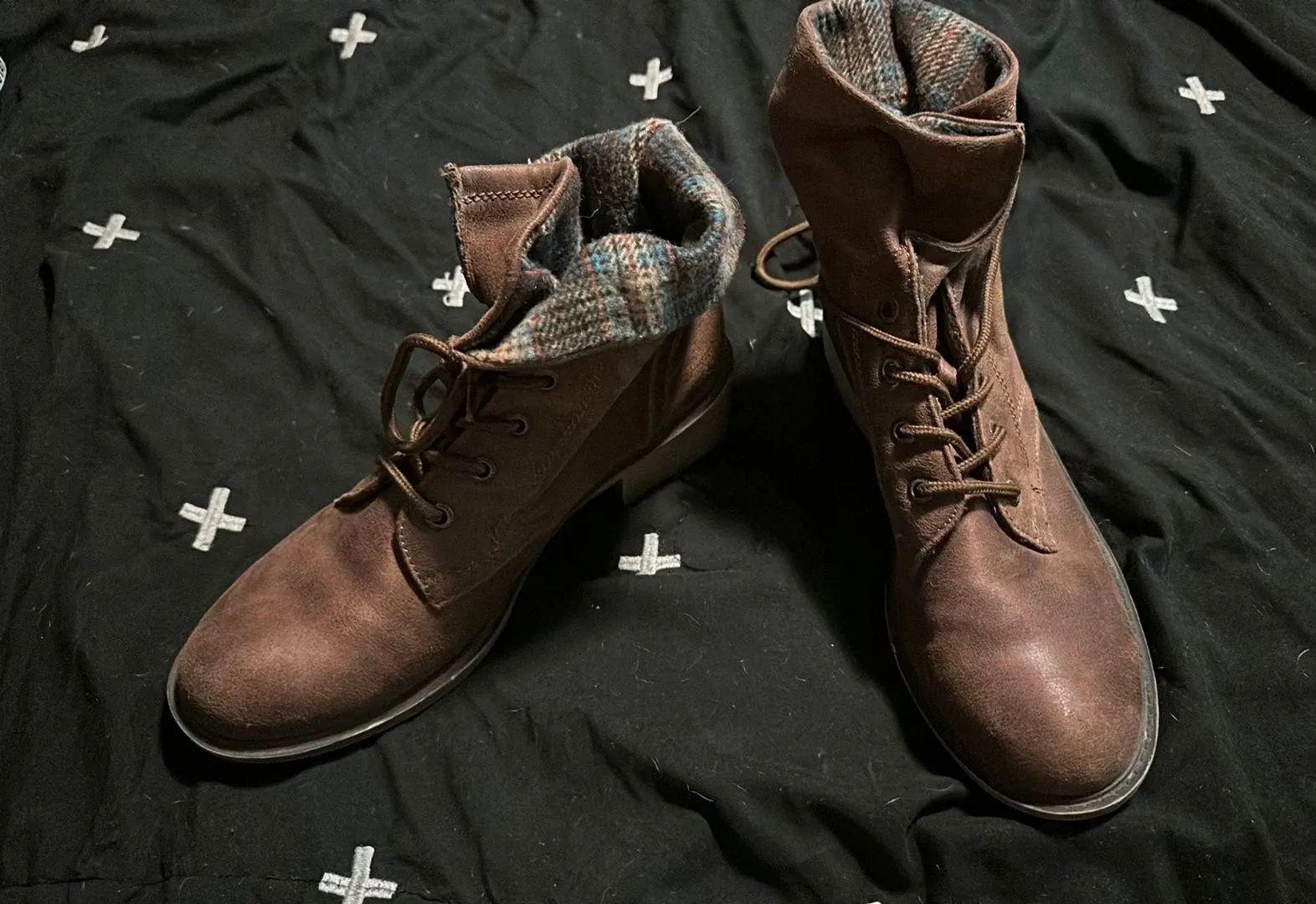 Brown Boots Size 8 - Image 4