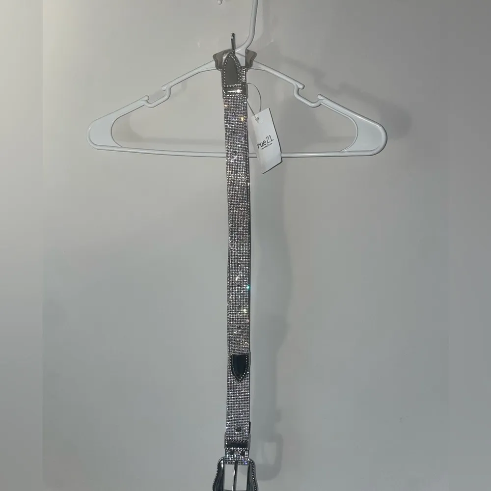 Sparkly belt - Image 2