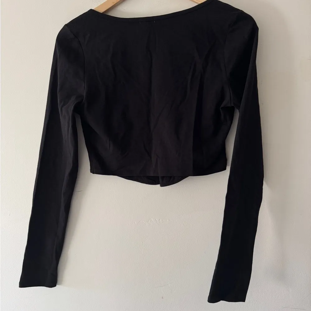 NEW!! Garage Black Long Sleeve Corset Crop Top - Image 4