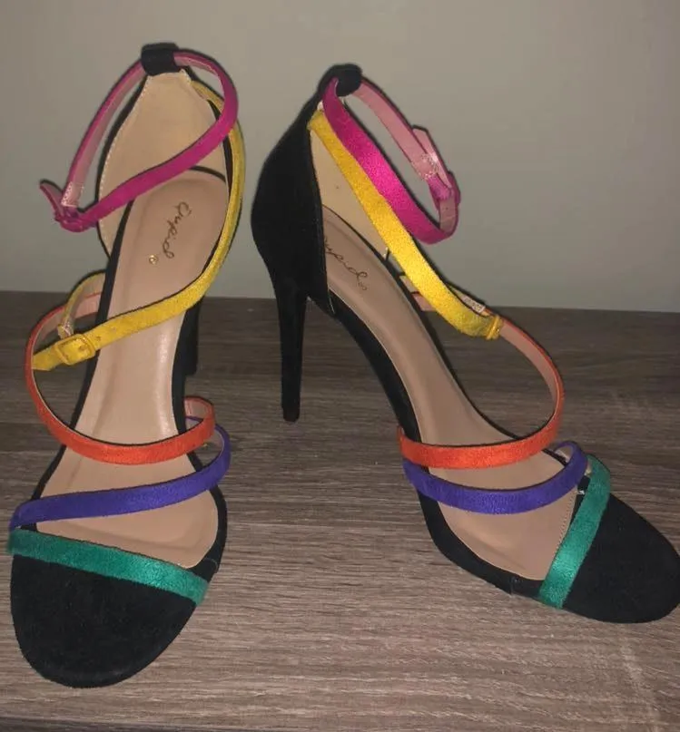Rainbow Heels Multiple Size 8 - Image 2