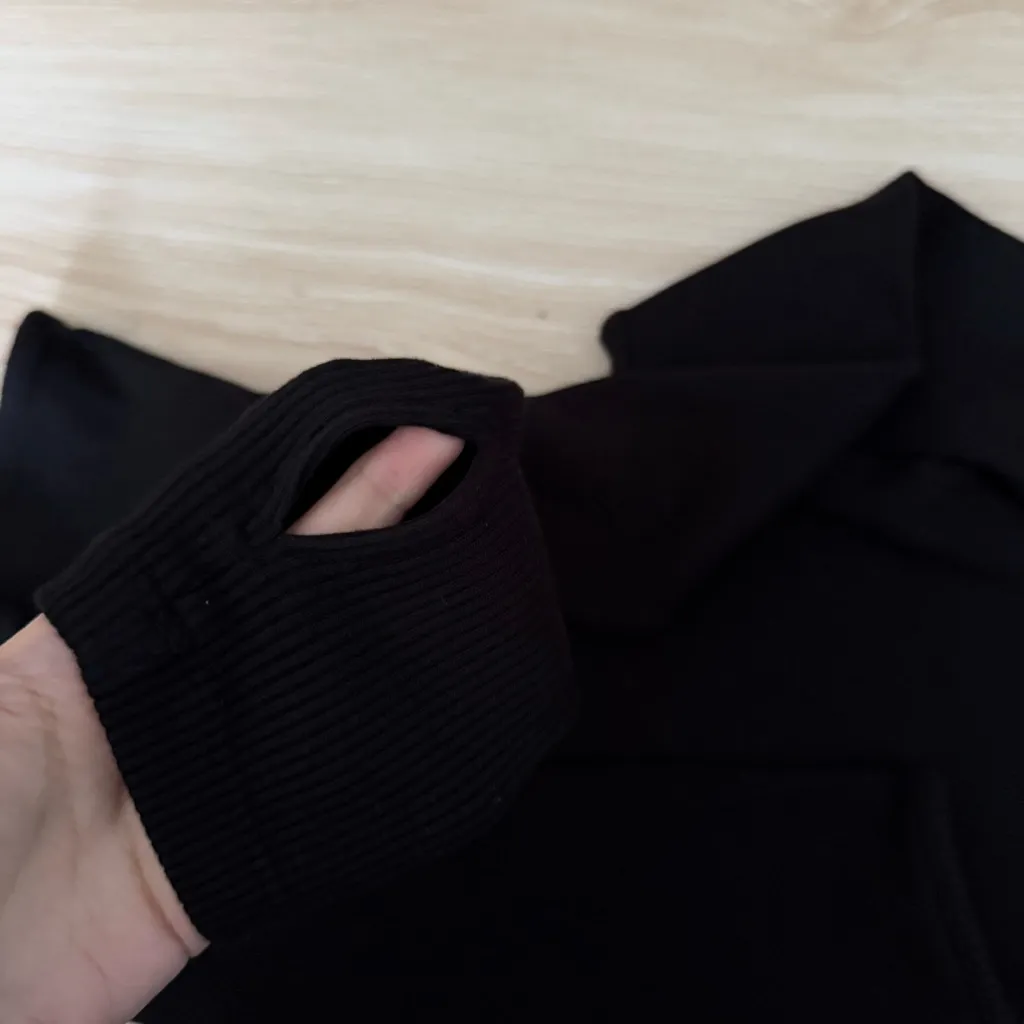 Agolde Large Bea Cutaway Bodysuit Sleeve Black Organic Cotton Slim Fit Minimal - Image 10