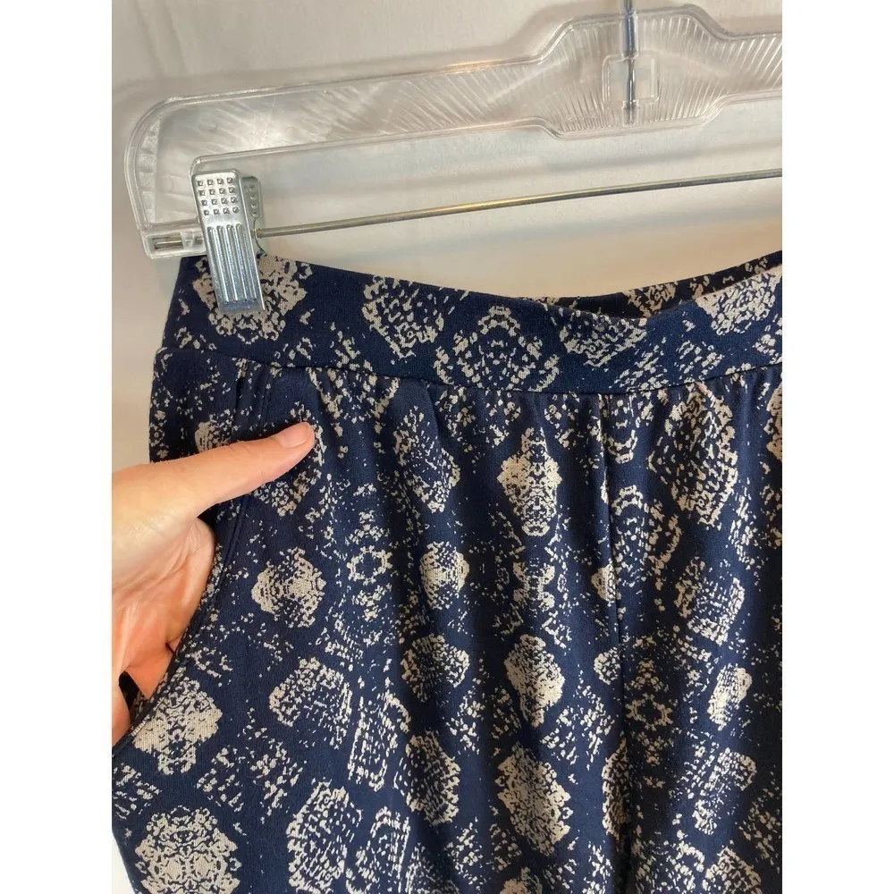 Tart Snakeskin Soft Pull on Jogger Pants Size Small - Image 3