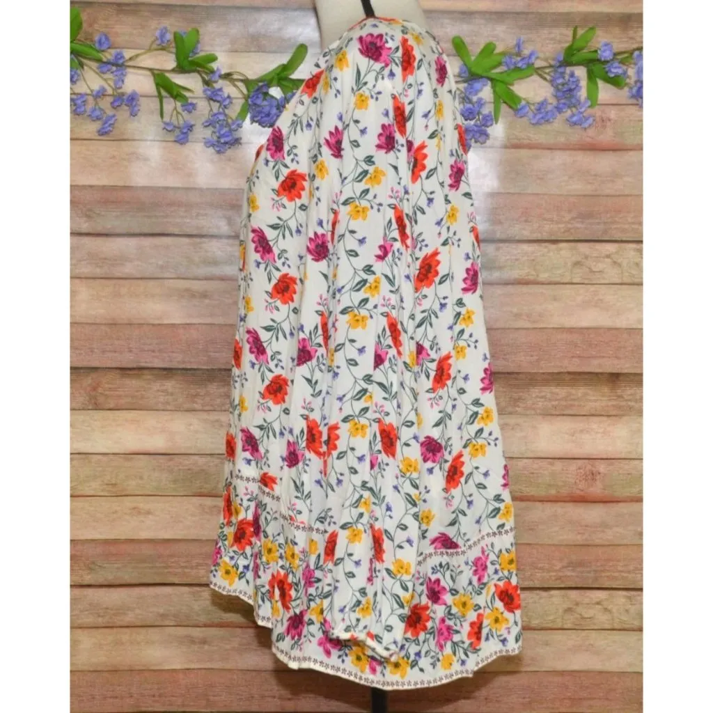 Old Navy Ladies White Floral V-Neck Pullover Tunic Blouse Top Size XXL Cottage - Image 3