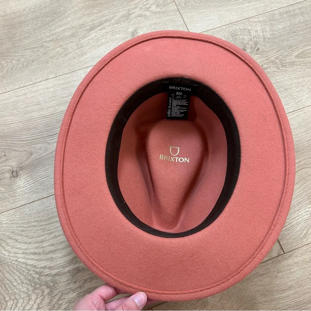 Brixton pink hat size xs - Image 3