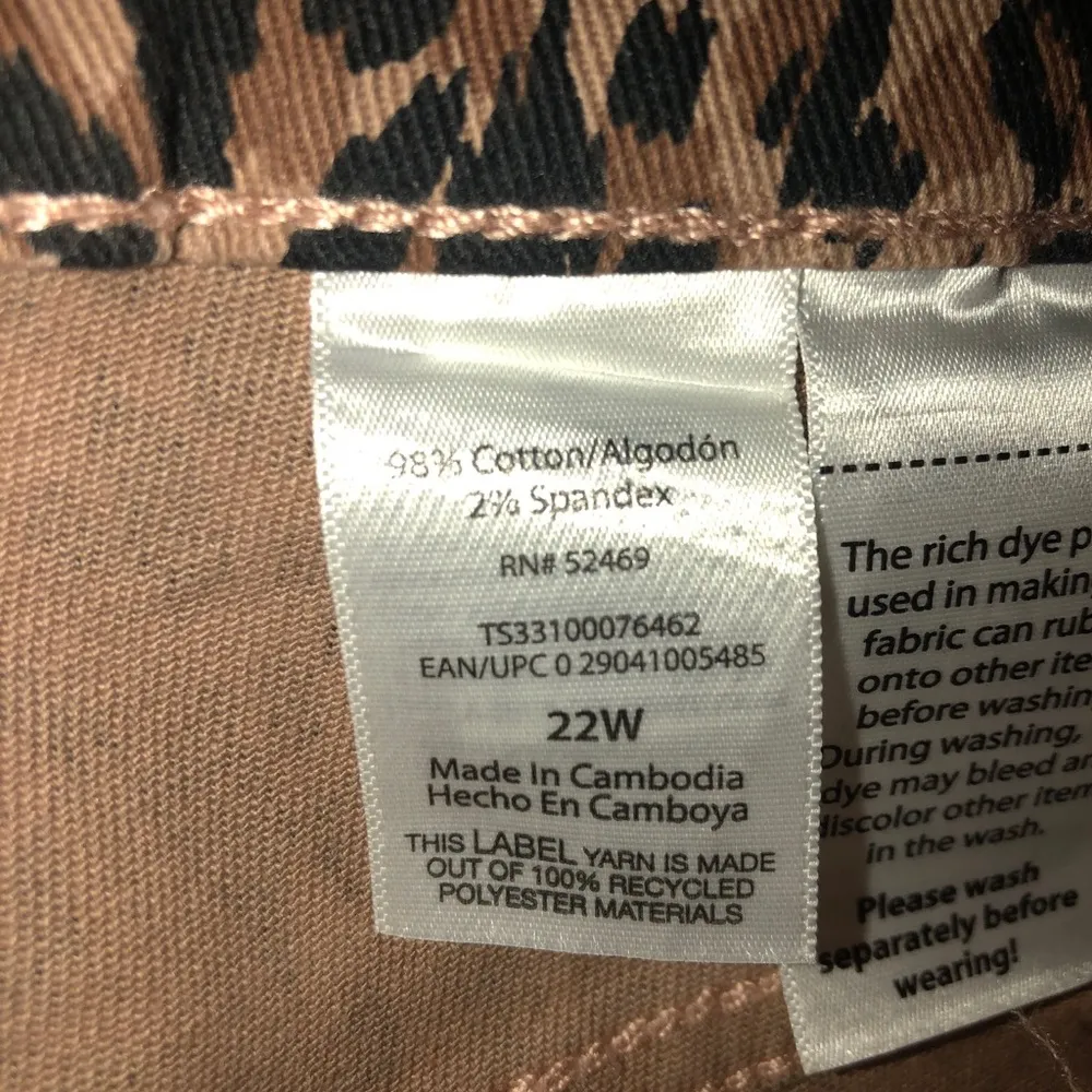 TERRA & SKY Womens Straight Leg Jean Size 22W Animal Print High Rise New - Image 7