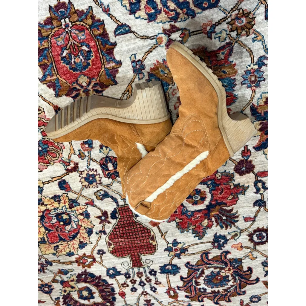 Vintage Sears Suede Shearling Lined Wedge Boots Tan 9M Chunky Heel 70s USA Cozy Size 9 - Image 10