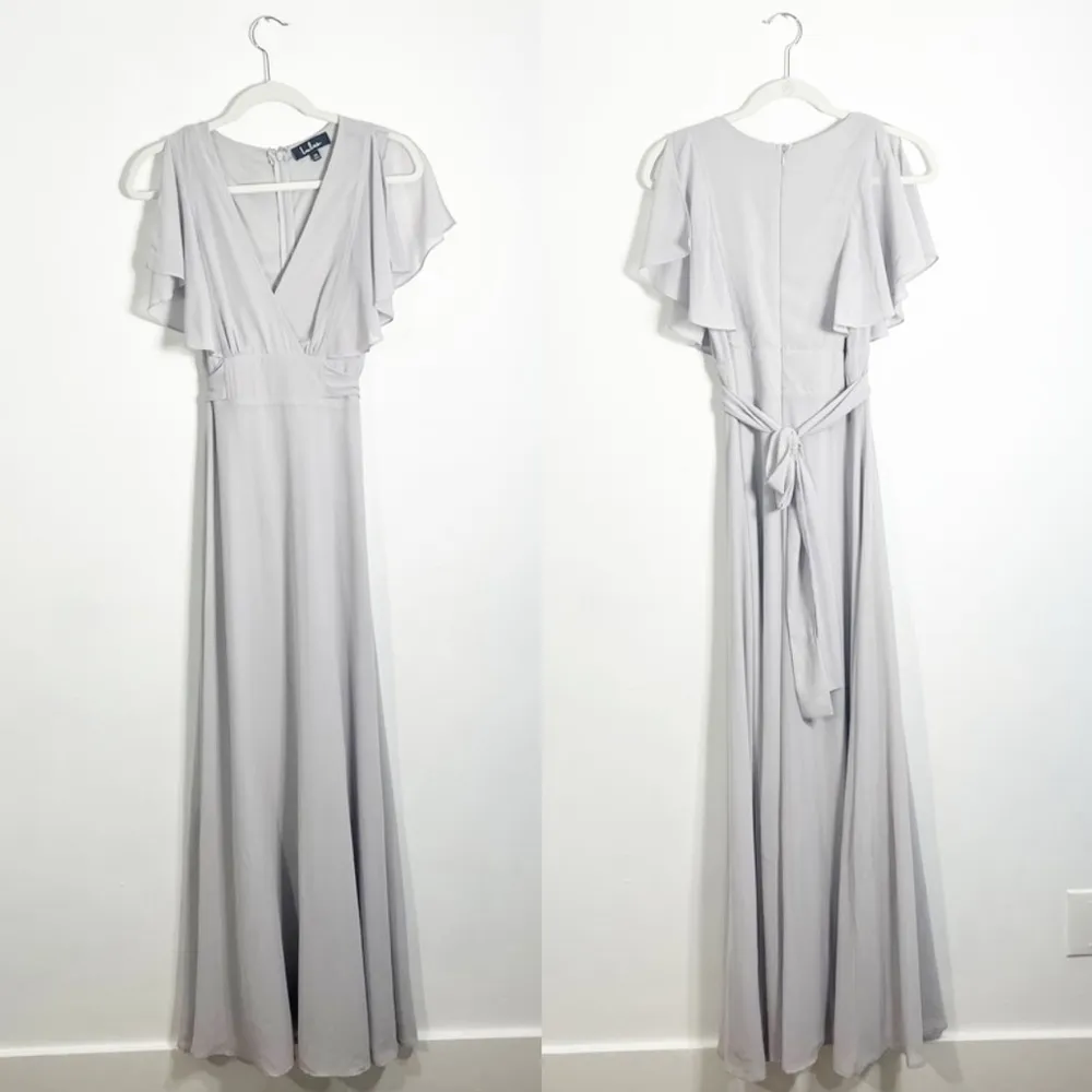 Lulu’s Dearly Loved Light Grey Flutter Sleeve Maxi Dress
XS - Image 4