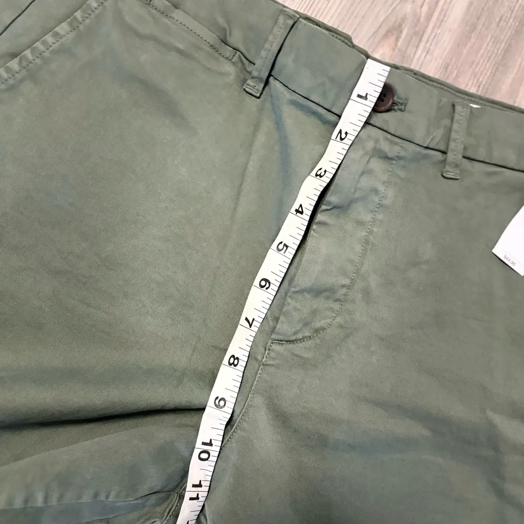 Gap  6” Short – Olive Green – Size 30 – NWT - Image 3