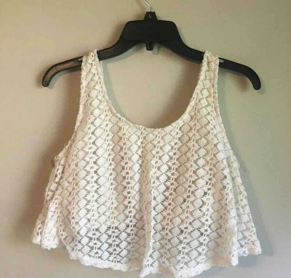 easel  medium cream crop top - Image 4