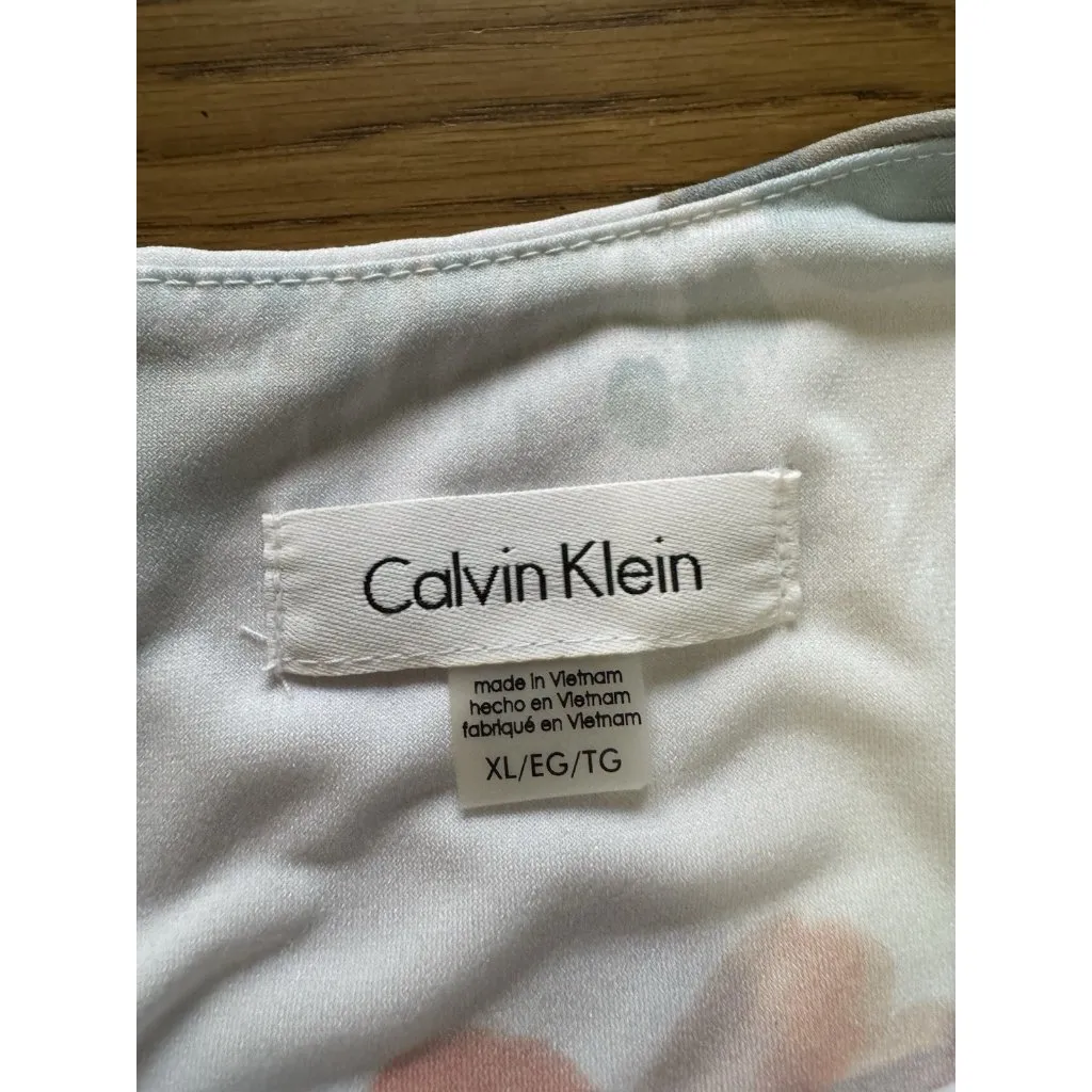 Calvin Klein Women Size XL‎ Sleeveless Blouse Floral Lightweight Pleated Keyhole - Image 3