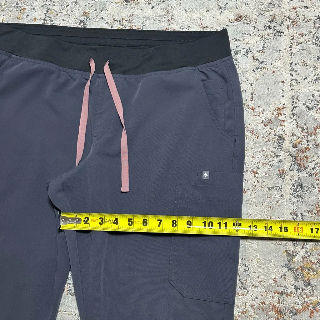 FIGS high waisted Yola skinny scrub pants size XL petite gray - Image 7