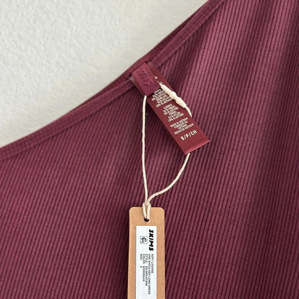 Skims Soft Lounge One Shoulder Long Dress in Bordeaux, Size Small - Image 6