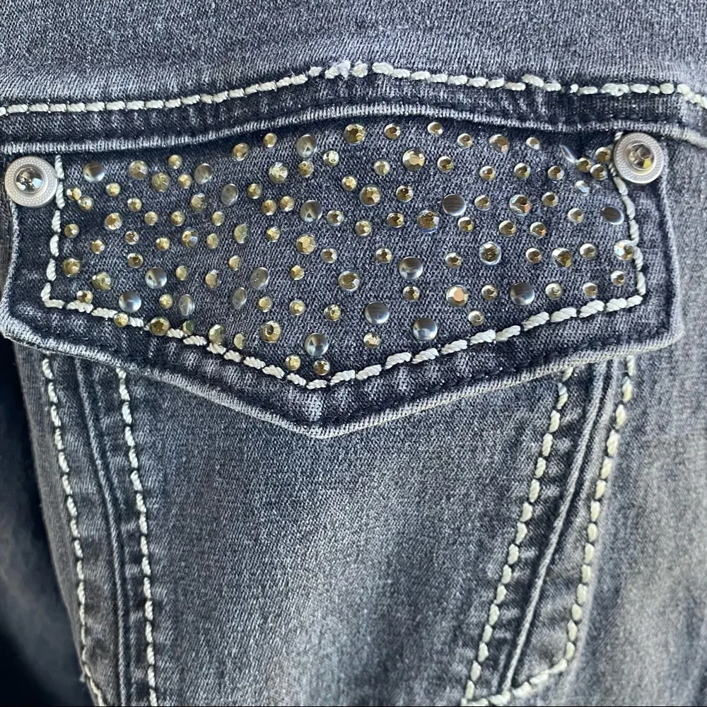 DG2 By Diane Gilman Gray Embellished Denim Jacket - Image 10