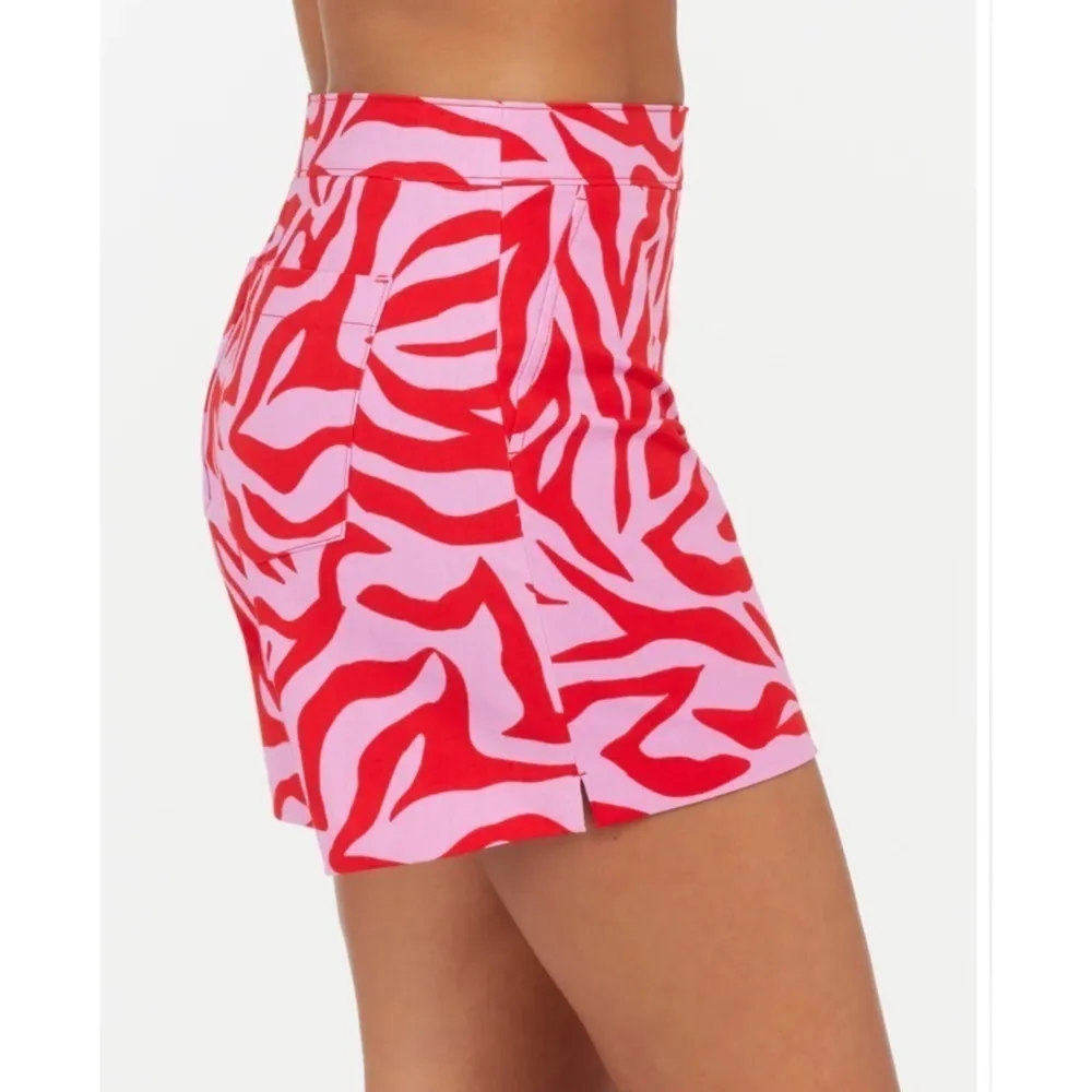 NWT SPANX On-The-Go Printed Shorts, 6" Size 3X - Image 4