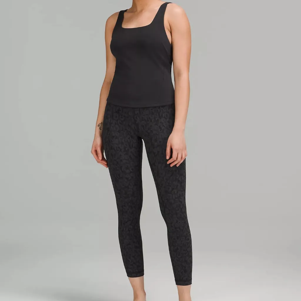 lululemon InStill Tank in Black sz 2 - Image 2