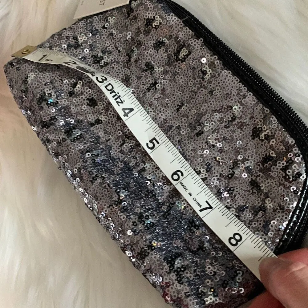 Nine West make up case - Image 6