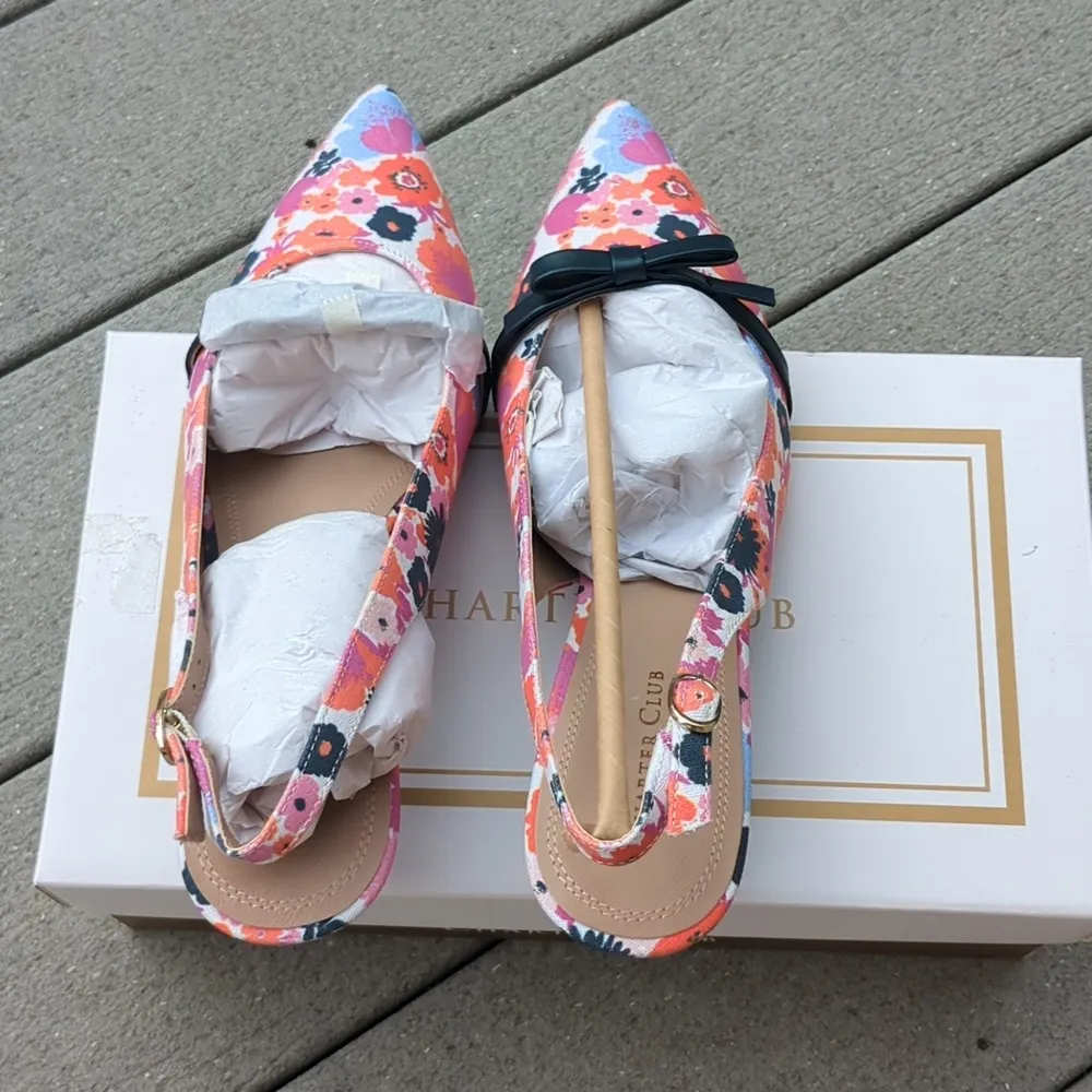 NWT Charter Club Gilaaf Floral Canvas Slingback Heels - Image 9