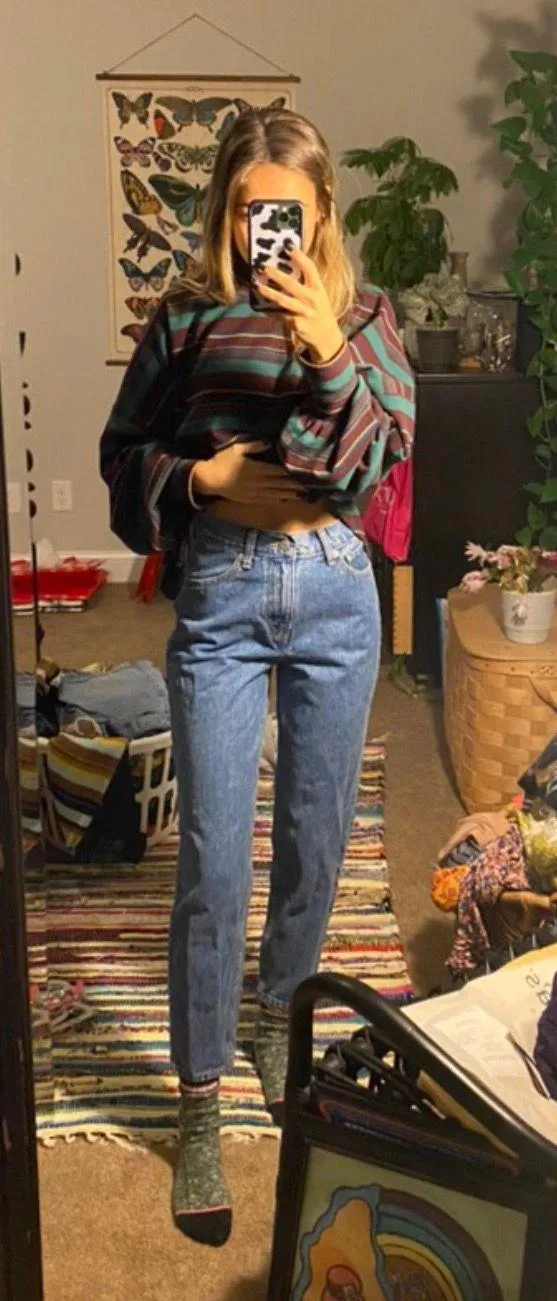 Levi's Mom Jeans - Image 7