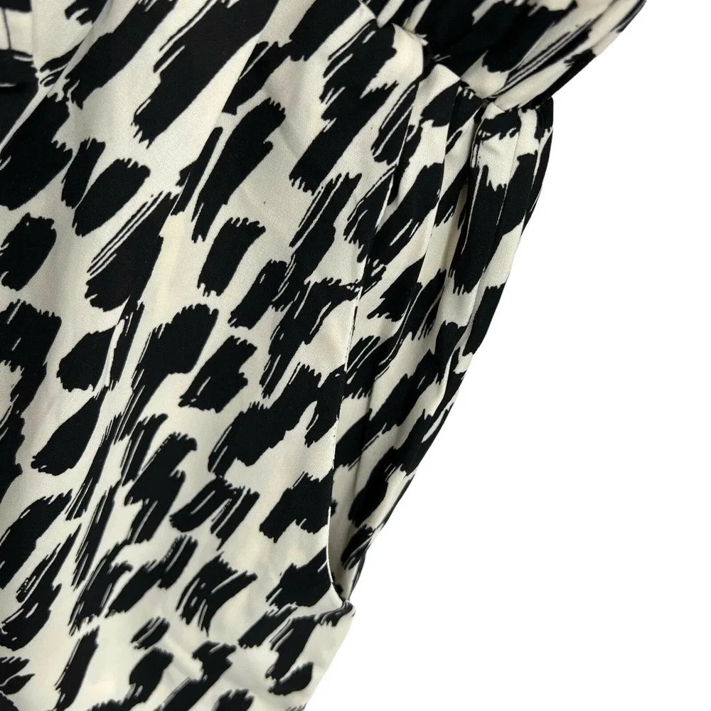 Flawless Touch Front Tie Romper Dash Print Size Small New - Image 4