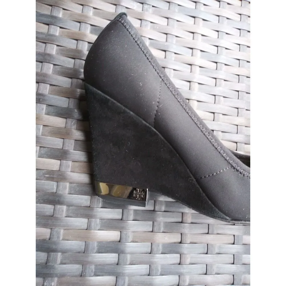 Tory Burch Wedge Heels Size 5 1/2 - Image 5
