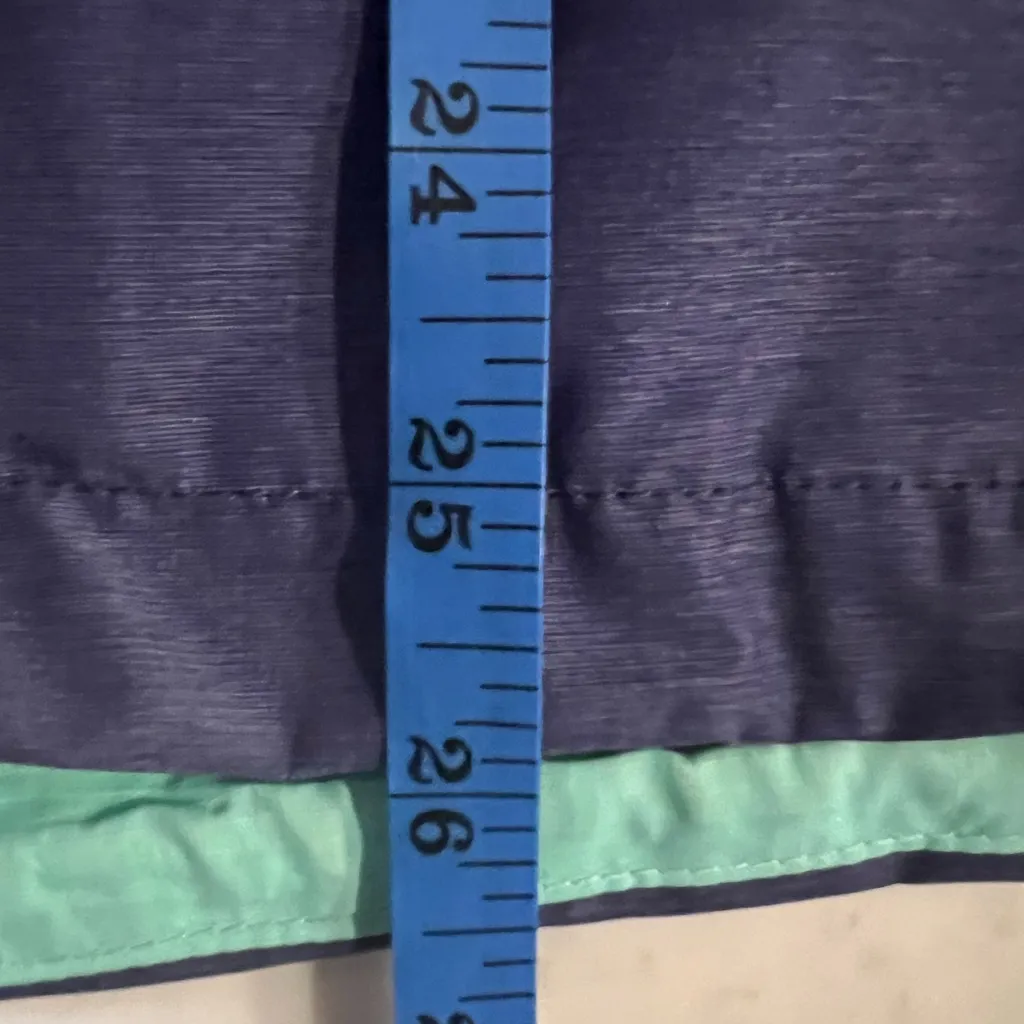 The North Face Hyvent 2.5L Rain Jacket Womens Medium Purple Waterproof Hooded - Image 7