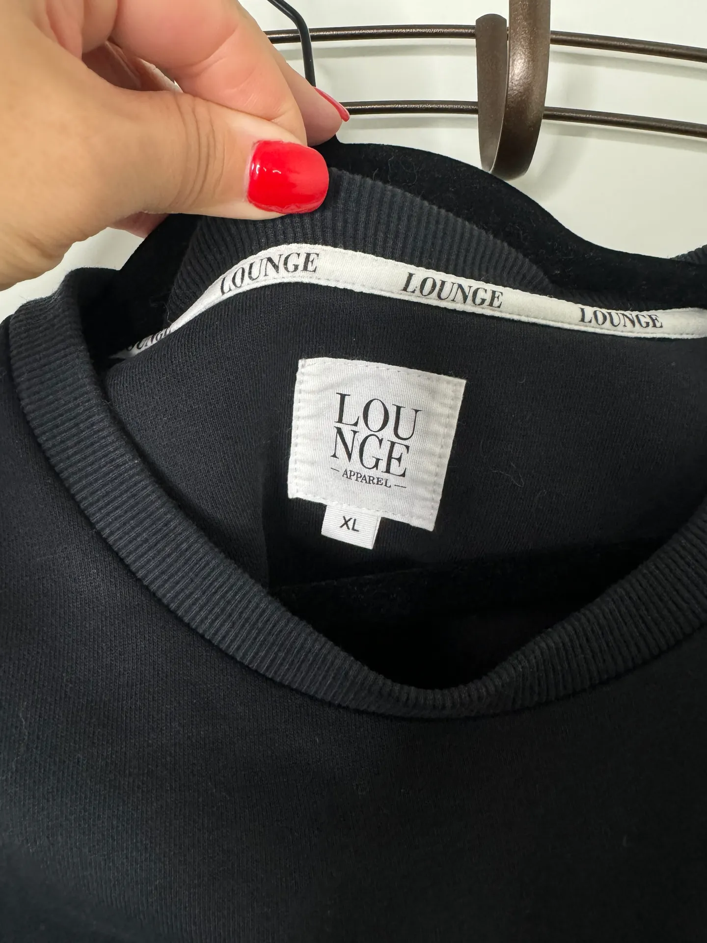 Lounge Apparel Crop crew Neck - Image 3