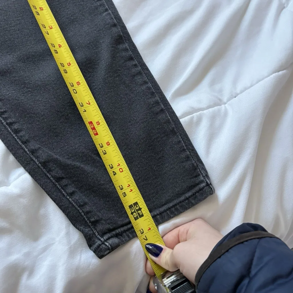 Levis Black Womens Size W30 L27 High Waisted Mom Jeans Gothic Grunge Vampire - Image 3