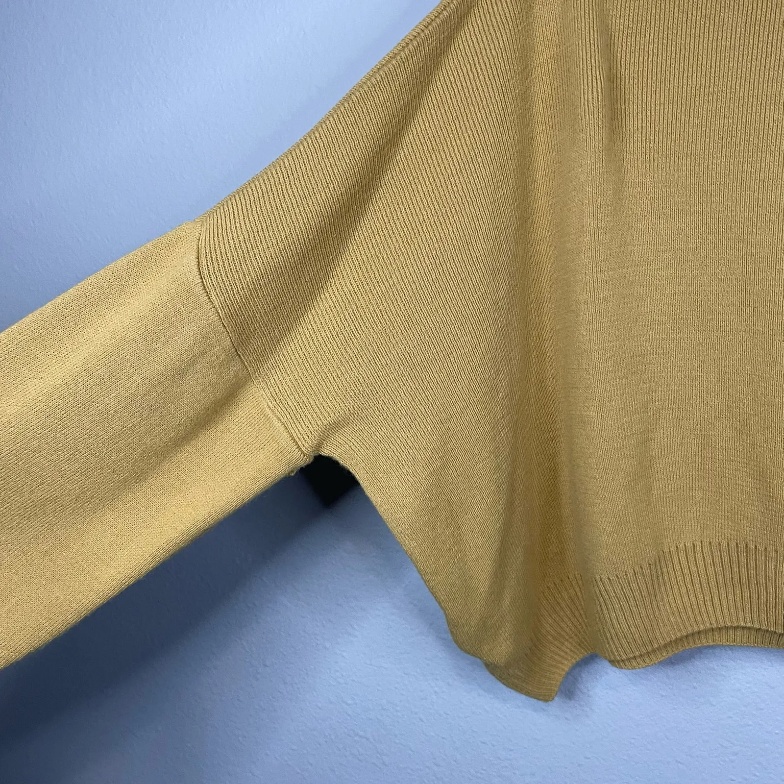 Nasty Gal Tan Cropped Hoodie L Womens Dolman Sleeve Knit Fall Casual Cozy - Image 2