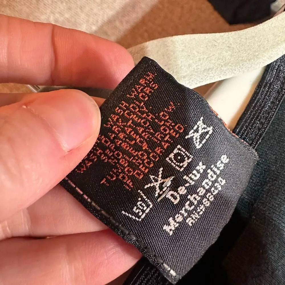 Harley Davidson Women’s Studded Silver Eagle Short Sleeve Small Shirt Cropped‎ Black - Image 5