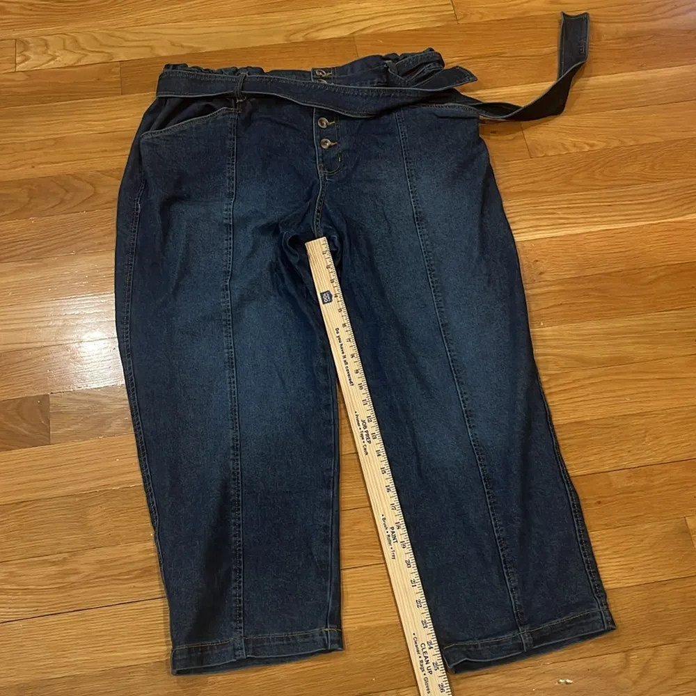 Time and tru paperbag button fly high rise ruffle waist belt jeans size 20. - Image 7