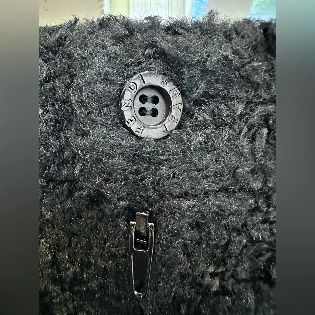 Vintage FENDI ROMA Designer Black Faux Fur Black Textured Mini Skirt Size US 32 - Image 4