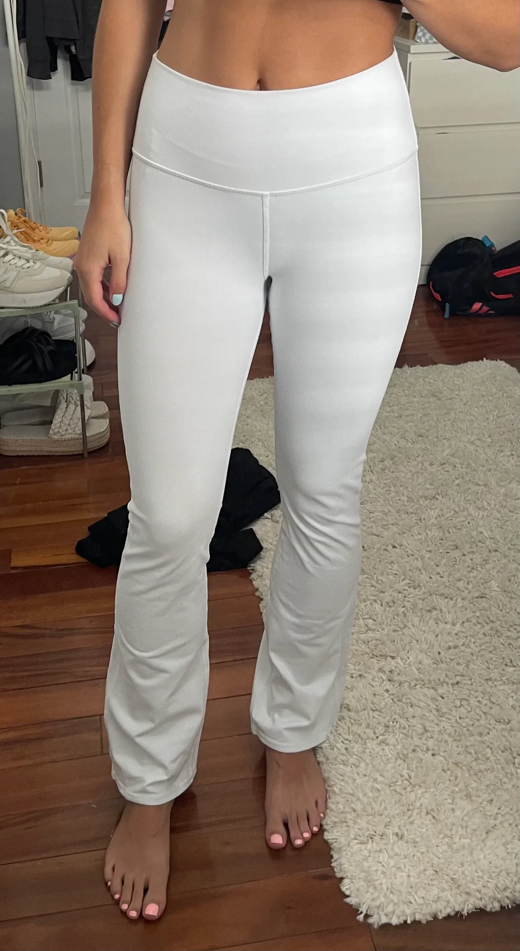 Alo Yoga Airbrush High-Waist 7/8 Bootcut Legging - Image 10