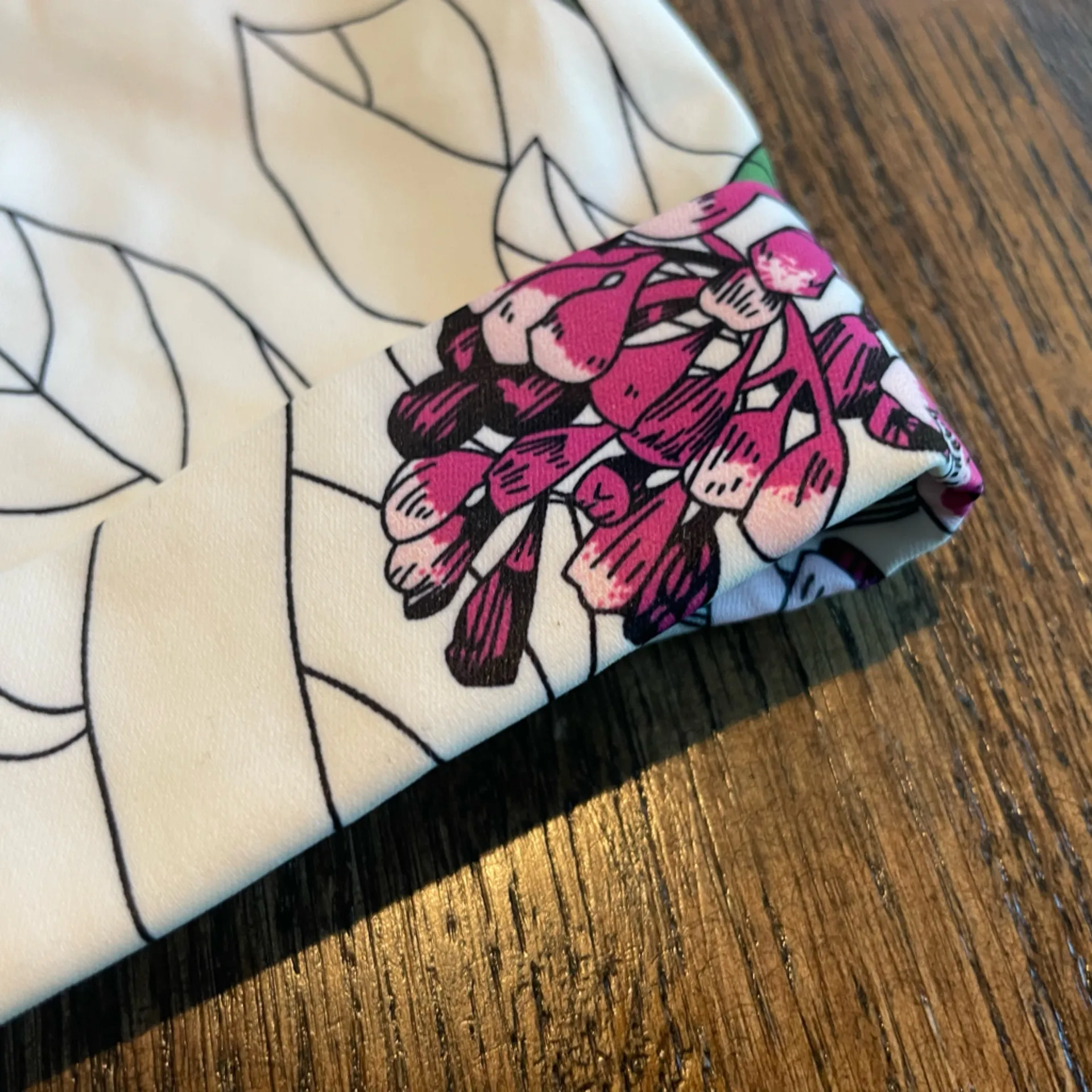 NWT Ovi Shorts - Size M - Image 6